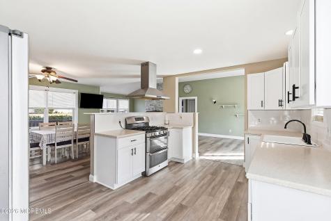 161 Mooring Road Manahawkin NJ 08050