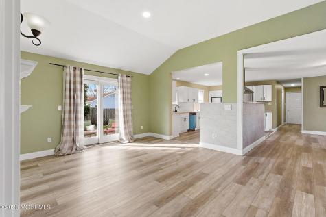 161 Mooring Road Manahawkin NJ 08050