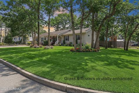 161 Mooring Road Manahawkin NJ 08050