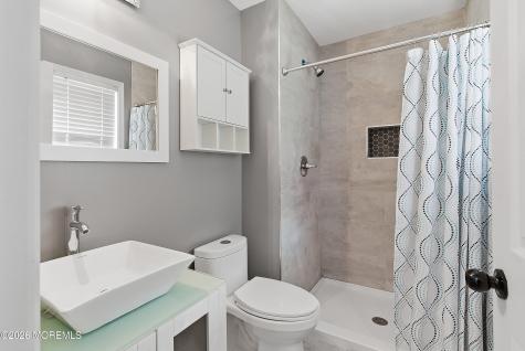 161 Mooring Road Manahawkin NJ 08050