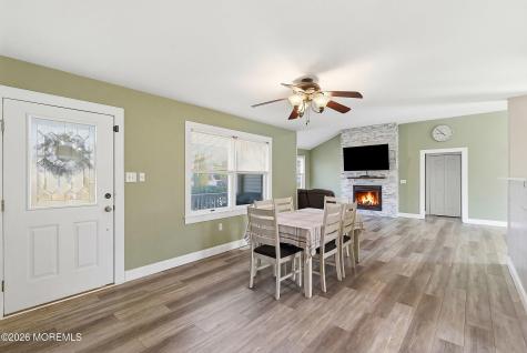 161 Mooring Road Manahawkin NJ 08050