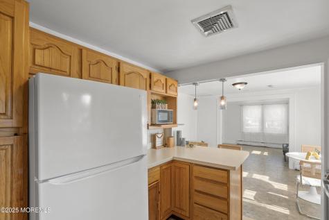 29 Wilson Avenue Manalapan NJ 07726