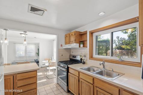 29 Wilson Avenue Manalapan NJ 07726