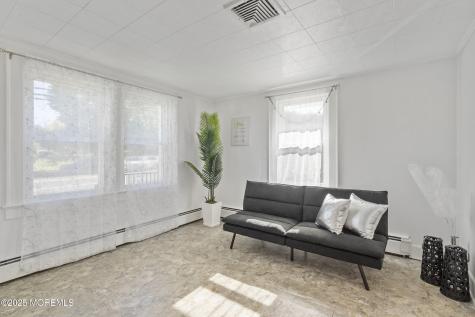 29 Wilson Avenue Manalapan NJ 07726