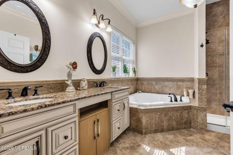 124 Masters Drive Monroe NJ 08831