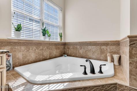 124 Masters Drive Monroe NJ 08831