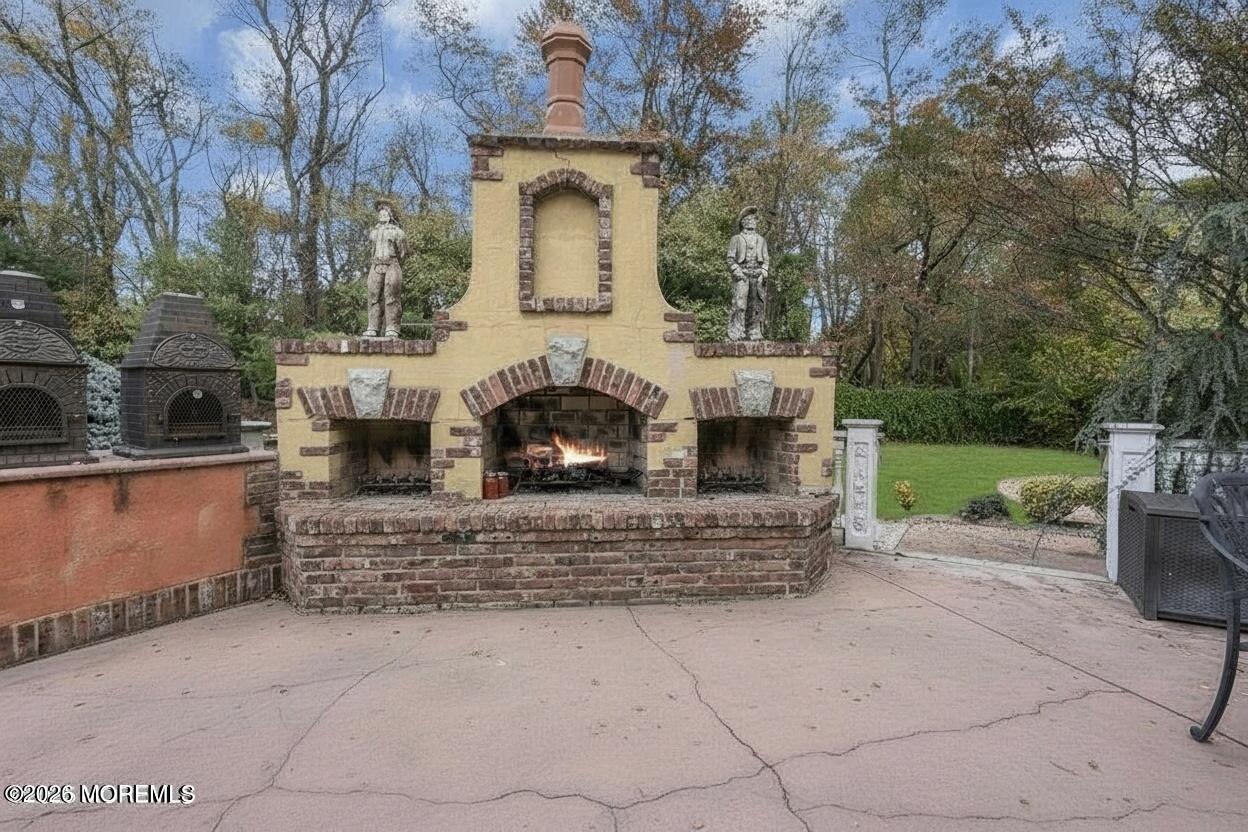 176 Oakland Mills Road Manalapan NJ 07726