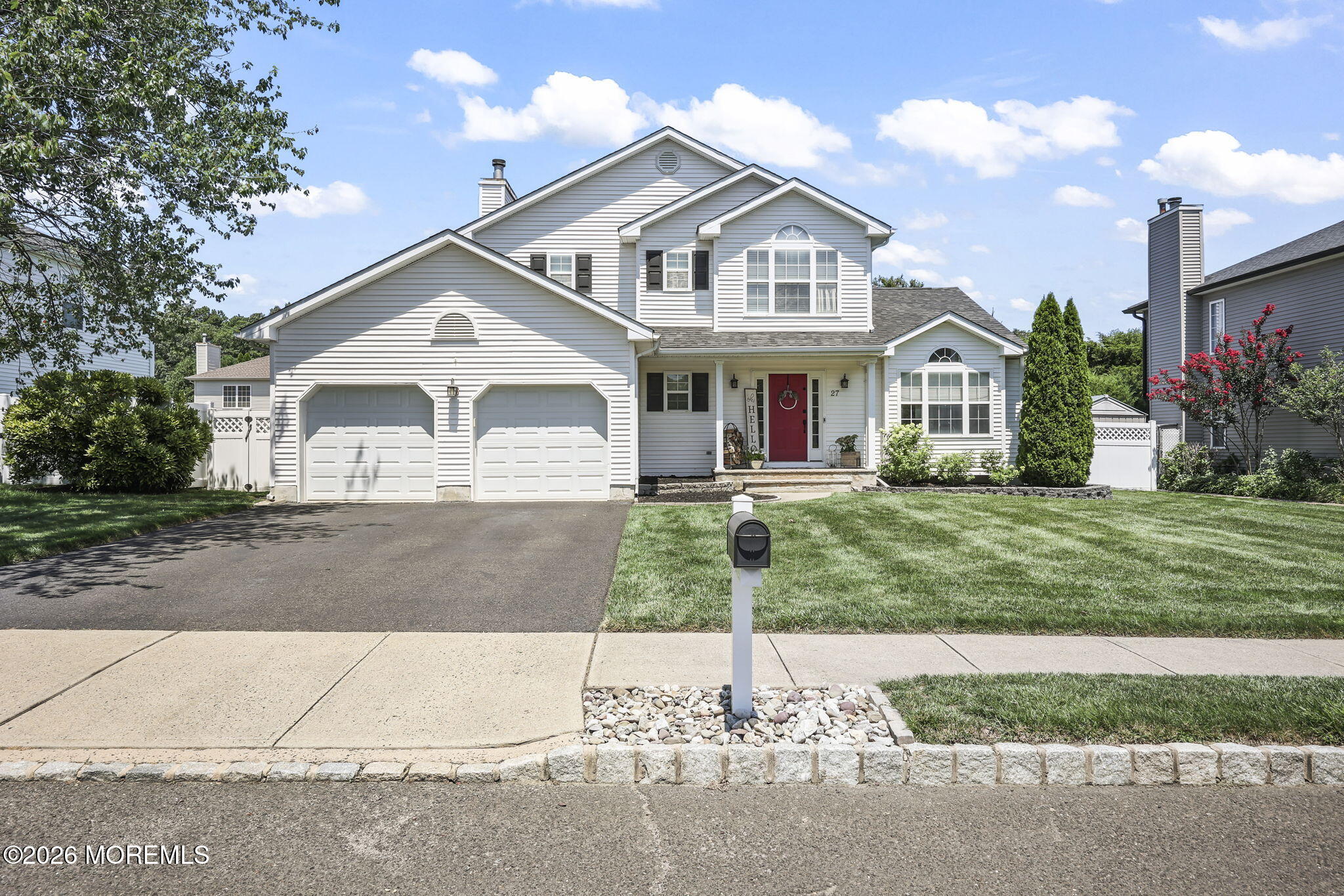 Howell NJ, 27 Diamond Lane