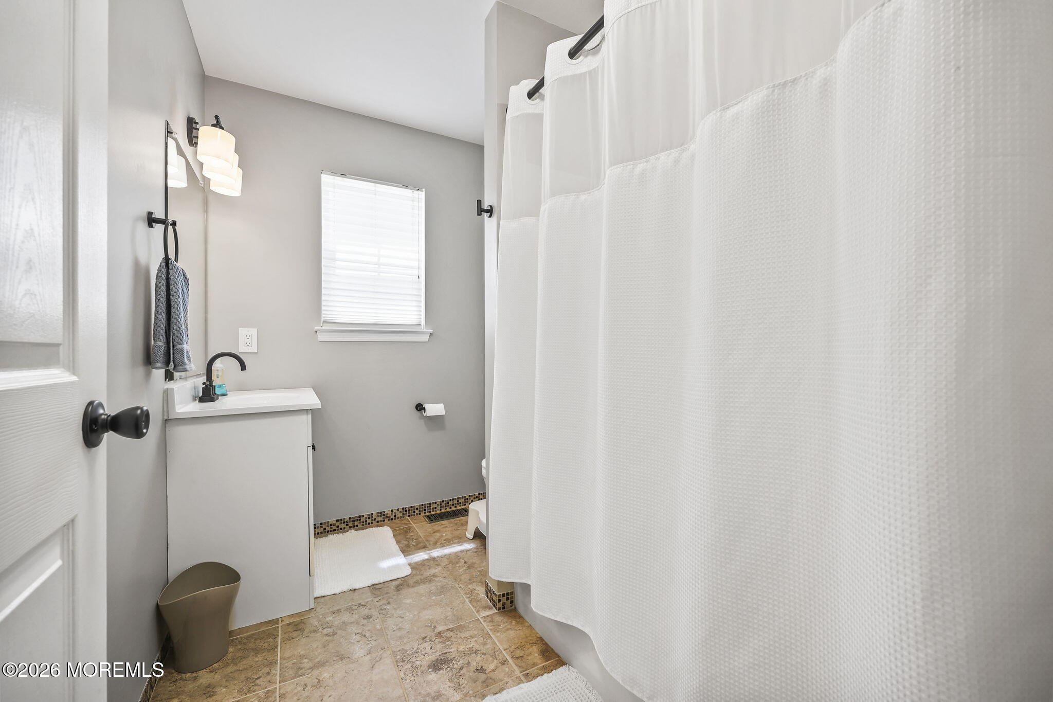 27 Diamond Lane Howell NJ 07731