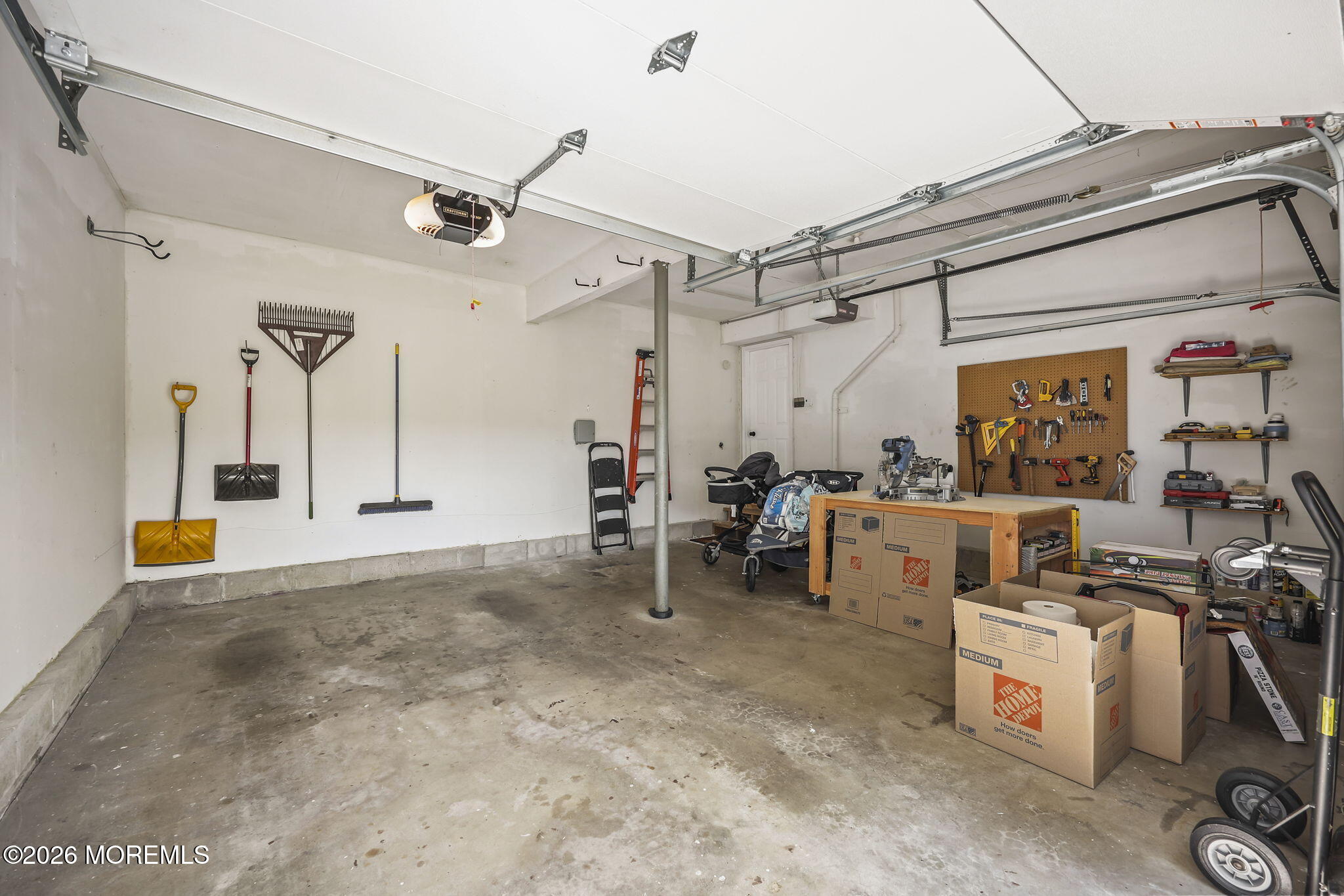 27 Diamond Lane Howell NJ 07731