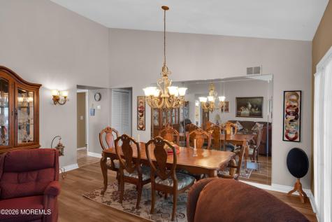 1087B Canterbury Drive Manchester NJ 08759