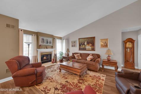 1087B Canterbury Drive Manchester NJ 08759
