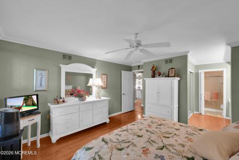 1087B Canterbury Drive Manchester NJ 08759