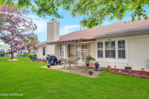 1087B Canterbury Drive Manchester NJ 08759