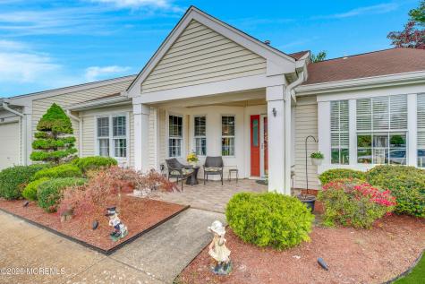 1087B Canterbury Drive Manchester NJ 08759