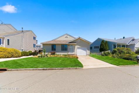 943 Mallard Drive Lanoka Harbor NJ 08734