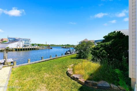 943 Mallard Drive Lanoka Harbor NJ 08734