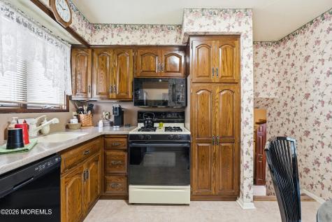 61 Saint Charles Avenue West Caldwell NJ 07006