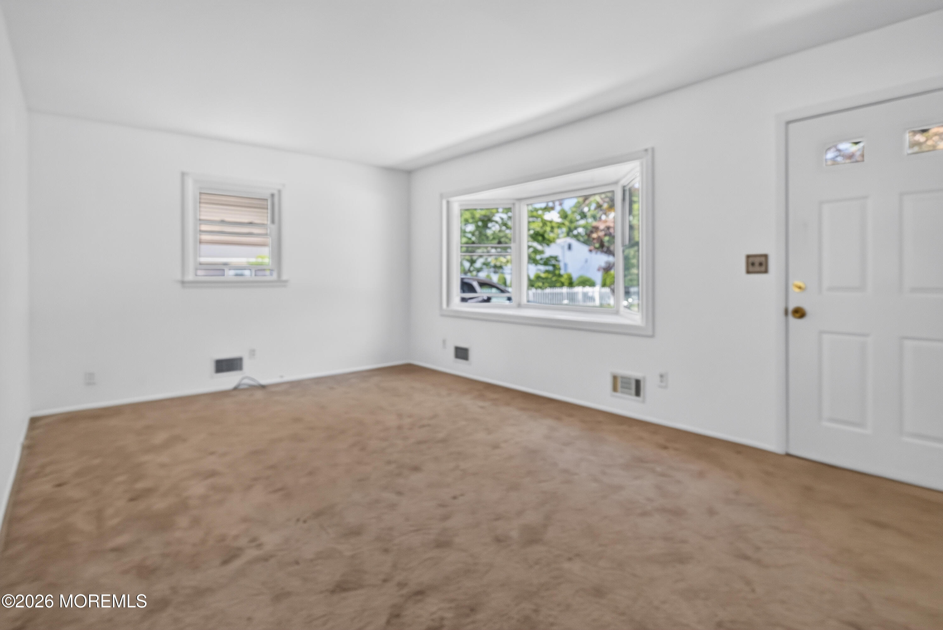 17 Railroad Avenue Beachwood NJ 08722