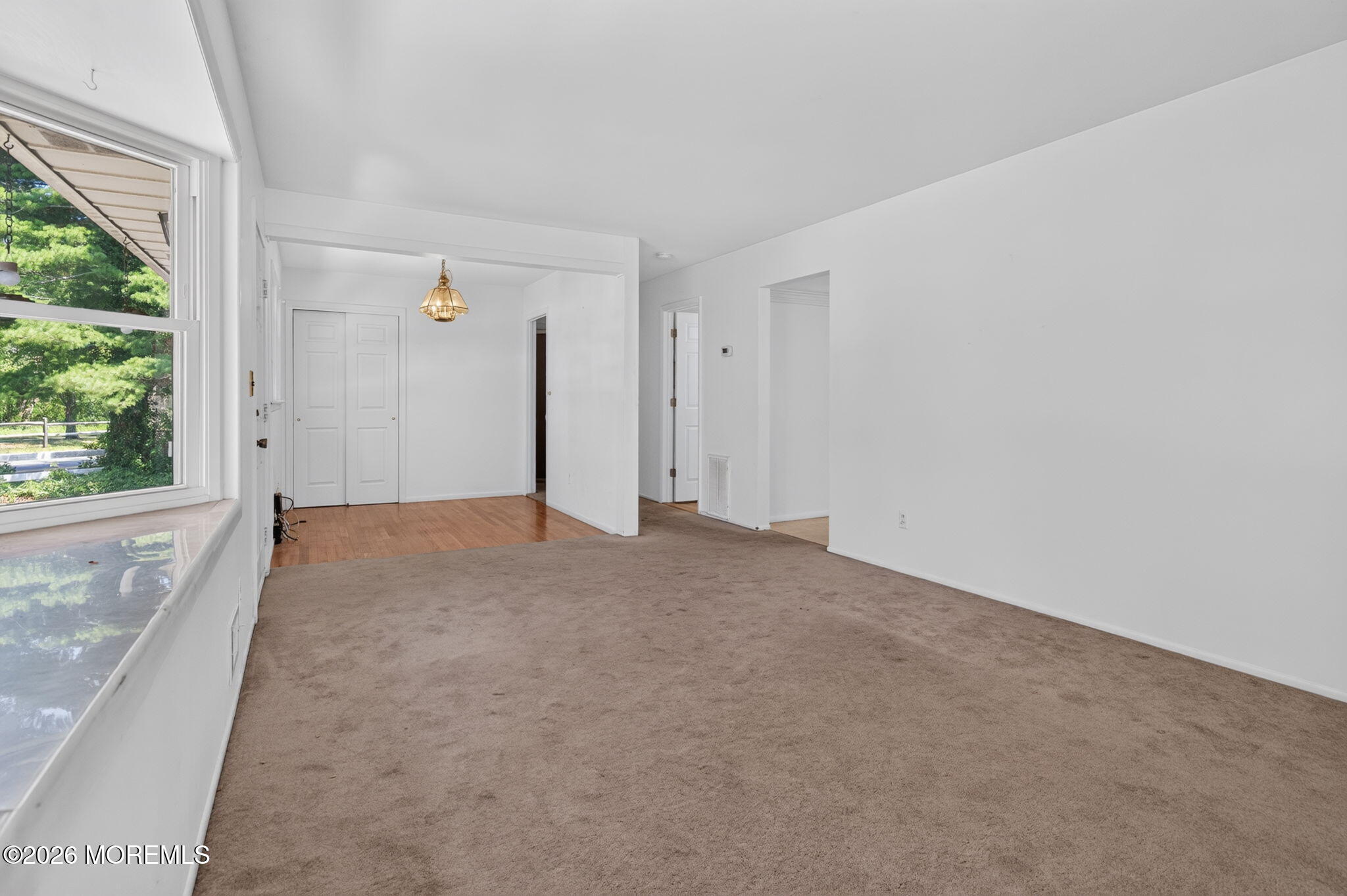 17 Railroad Avenue Beachwood NJ 08722