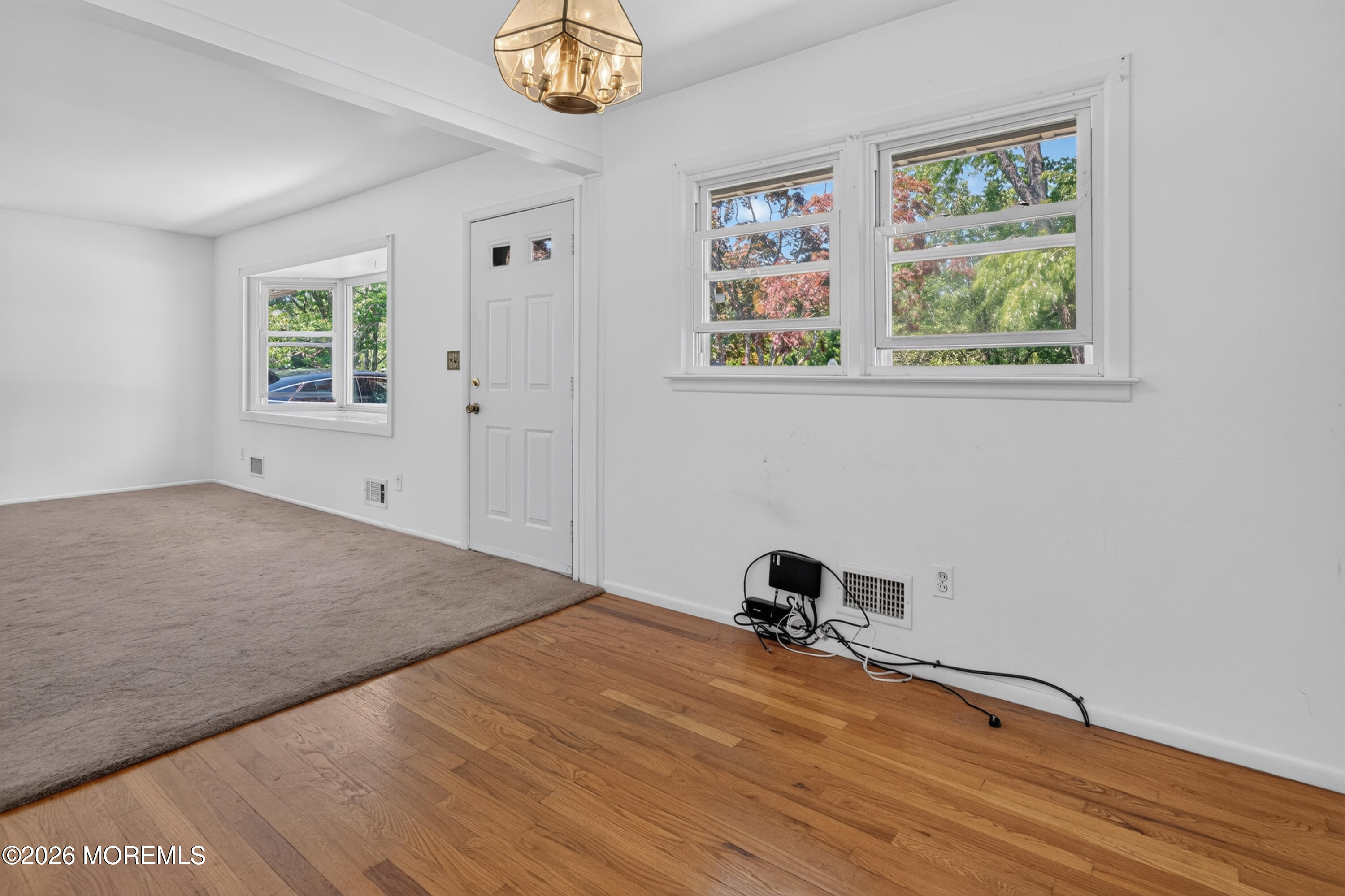 17 Railroad Avenue Beachwood NJ 08722