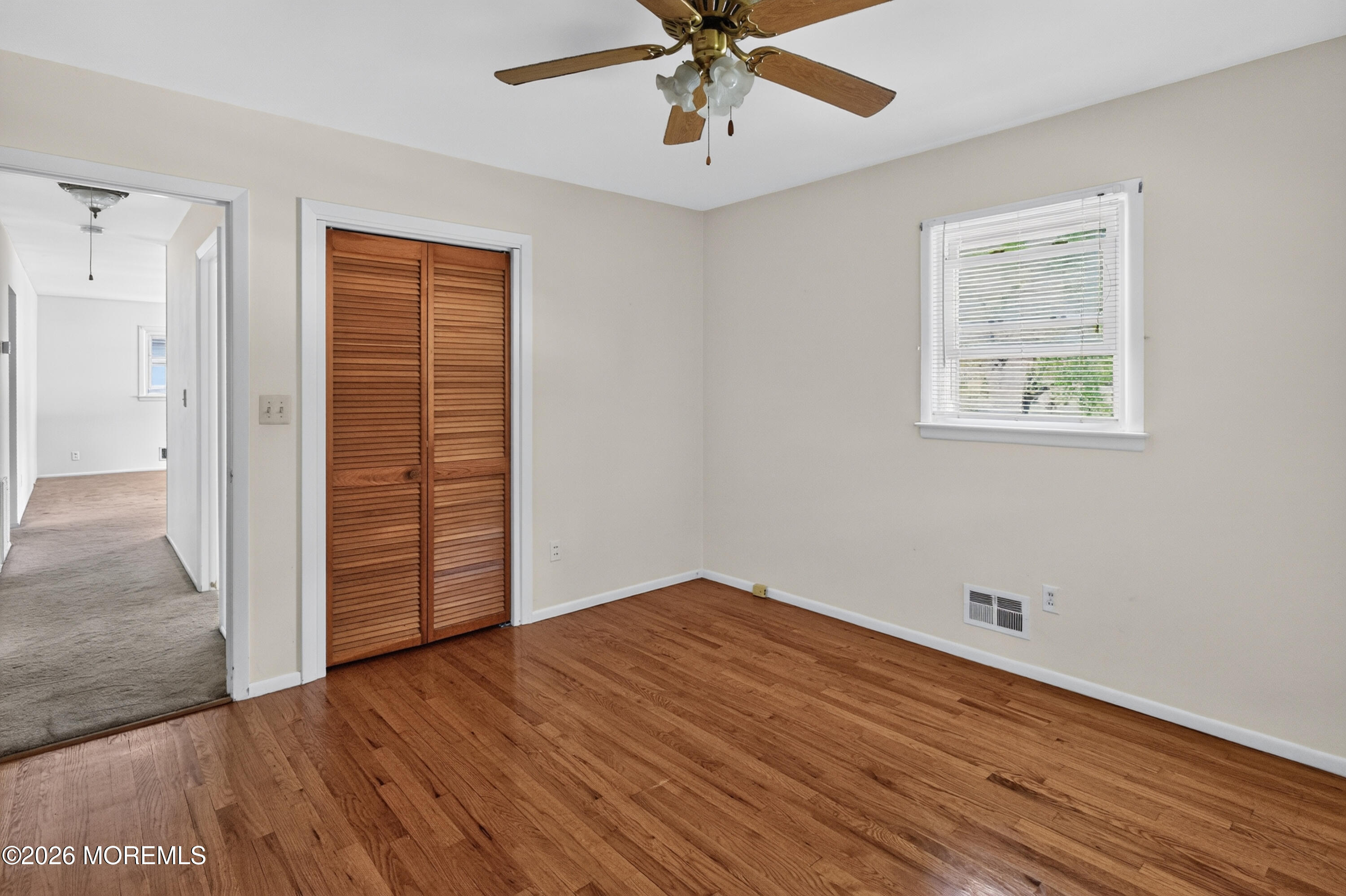 17 Railroad Avenue Beachwood NJ 08722