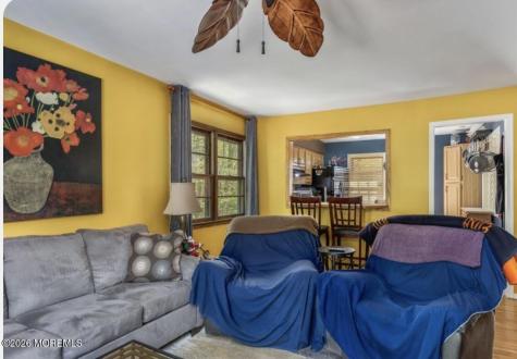 9 Barry Lane Hazlet NJ 07730
