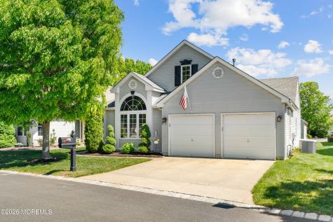 9 Eaton Court Jackson NJ 08527