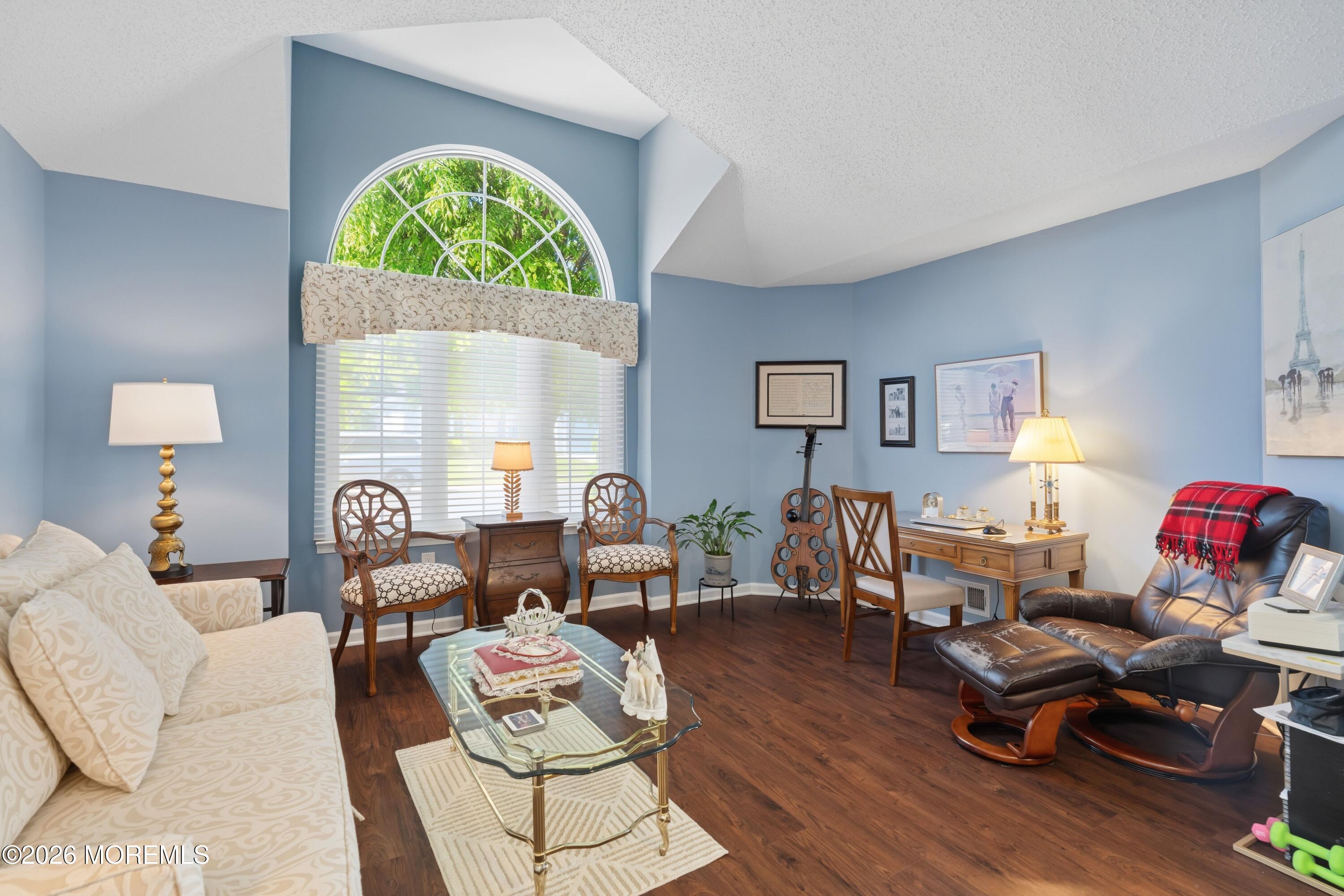 9 Eaton Court Jackson NJ 08527