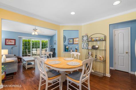 9 Eaton Court Jackson NJ 08527