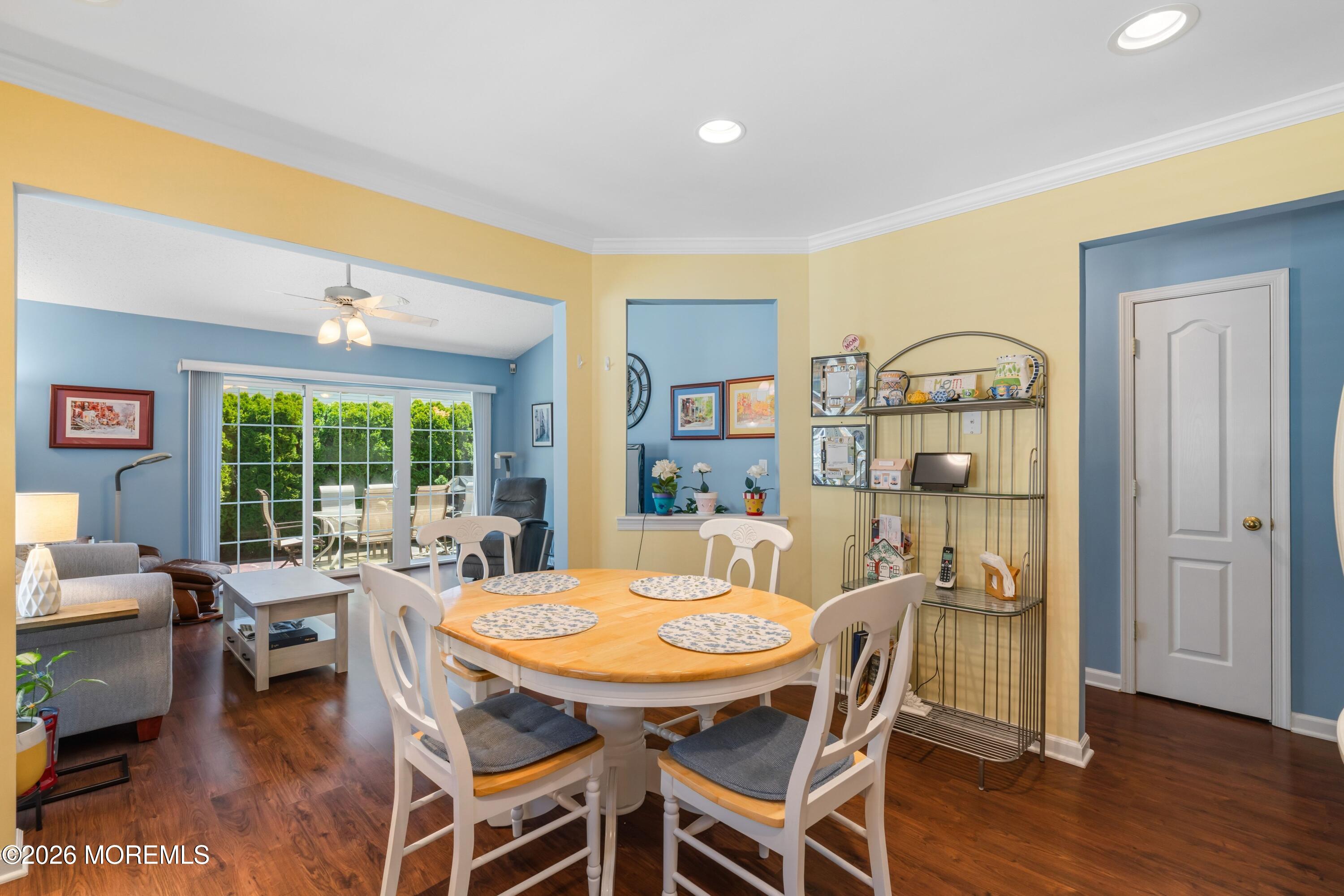 9 Eaton Court Jackson NJ 08527