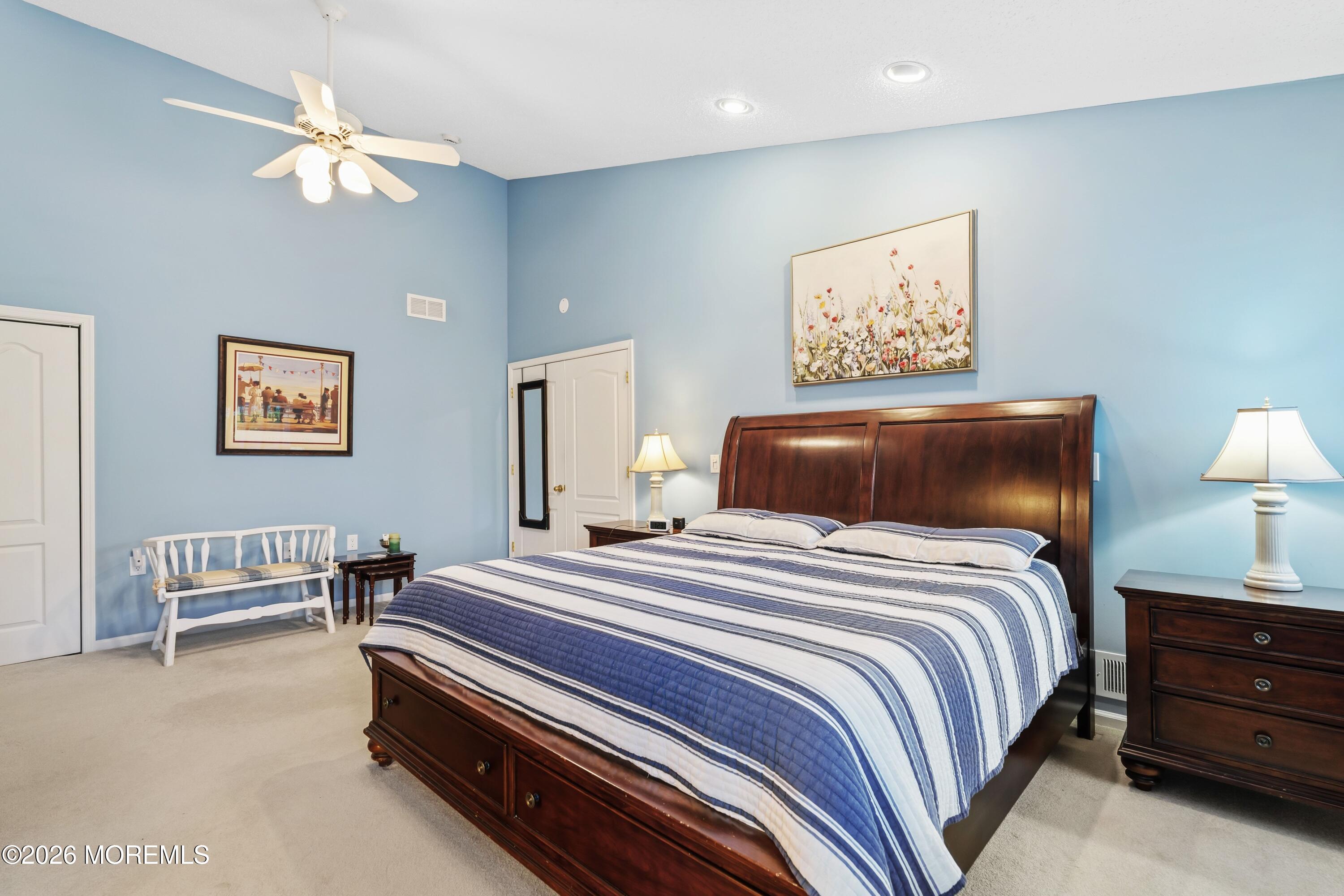9 Eaton Court Jackson NJ 08527