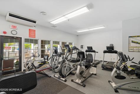 9 Eaton Court Jackson NJ 08527