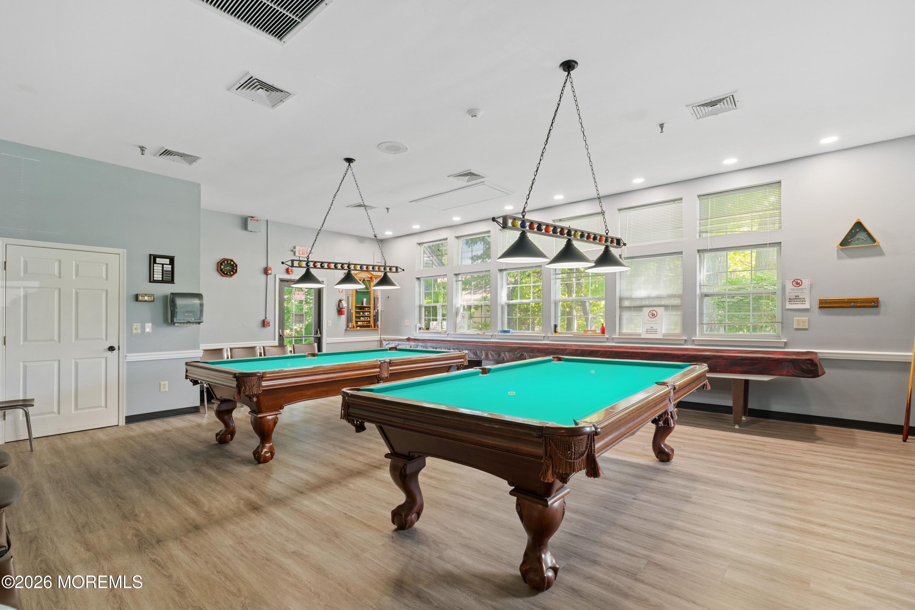 9 Eaton Court Jackson NJ 08527