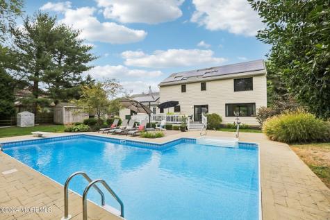 2 Green Meadow Drive Tinton Falls NJ 07724