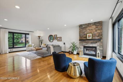 2 Green Meadow Drive Tinton Falls NJ 07724