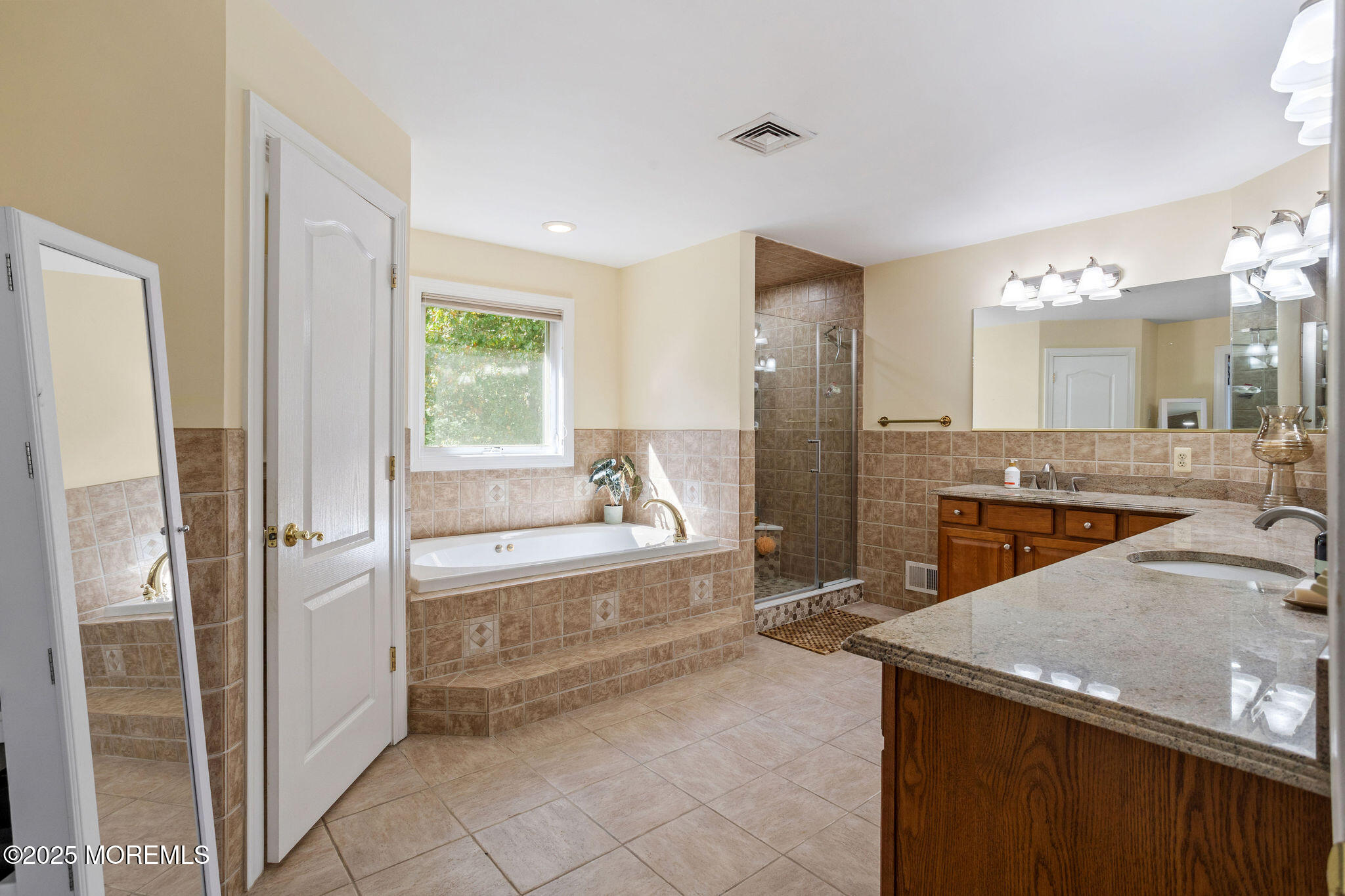 14 Conor Road Jackson NJ 08527
