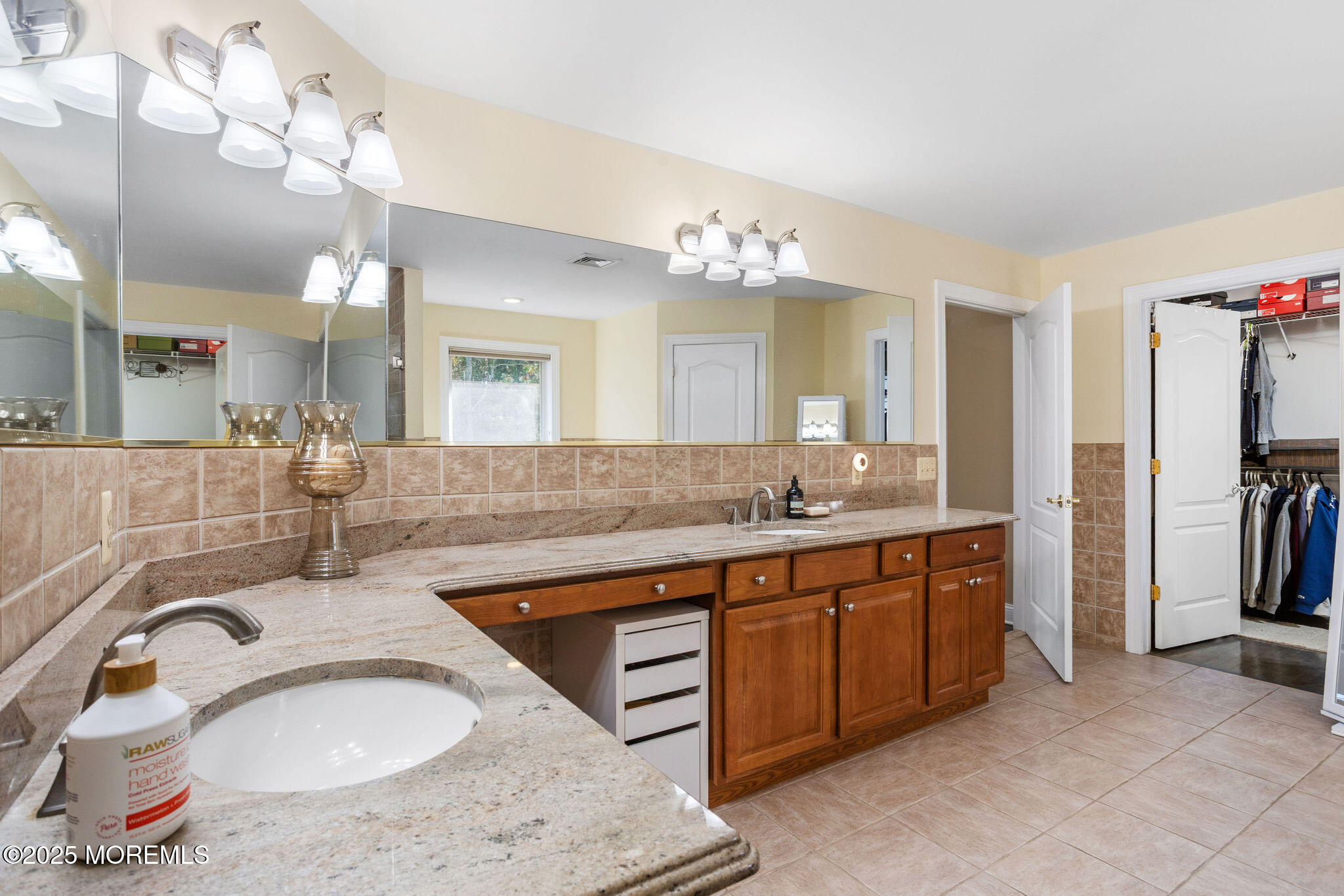 14 Conor Road Jackson NJ 08527
