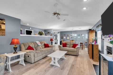 11 Sandhurst Court Toms River NJ 08757