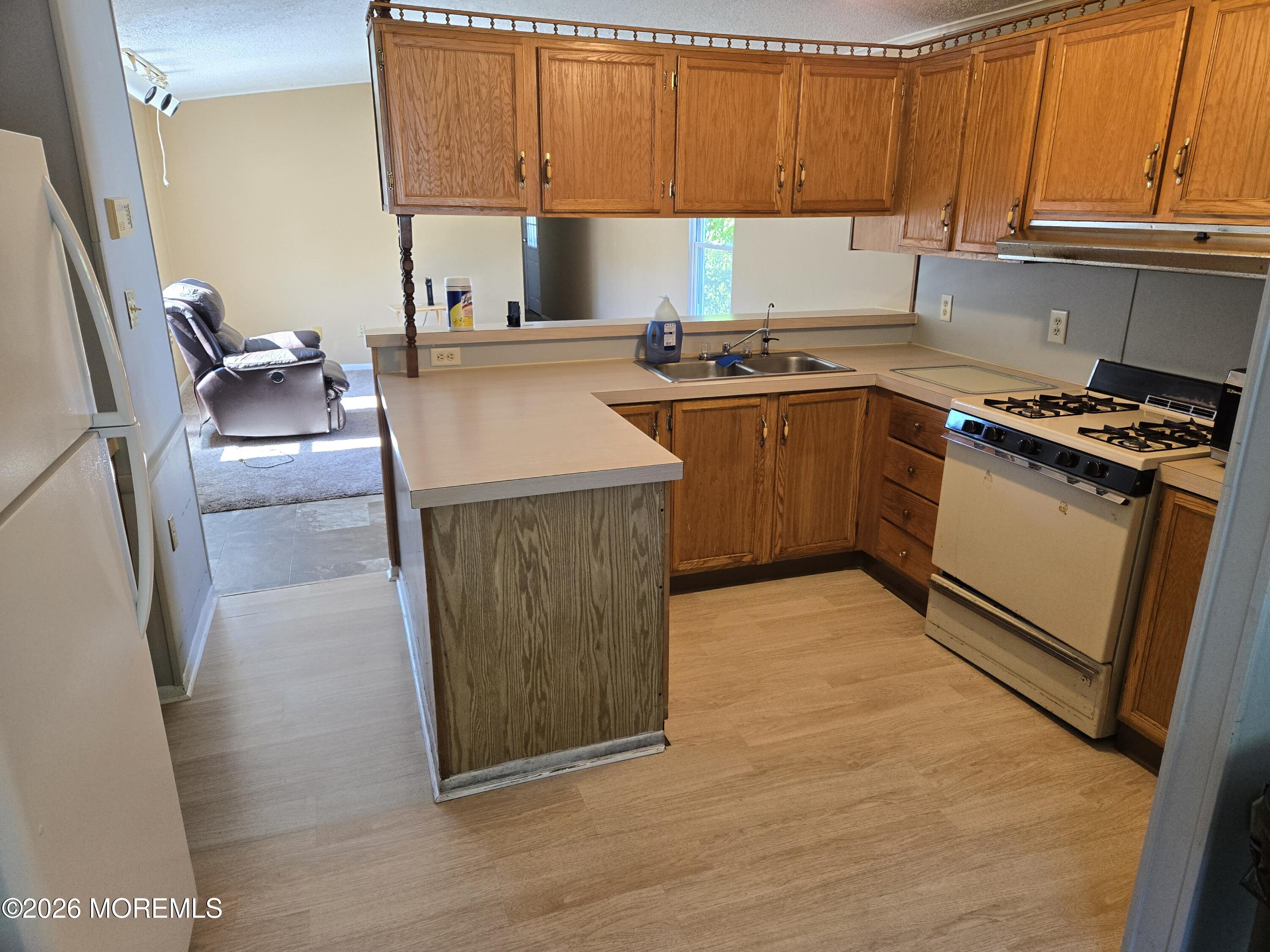 33 Ruffian Way Howell NJ 07731
