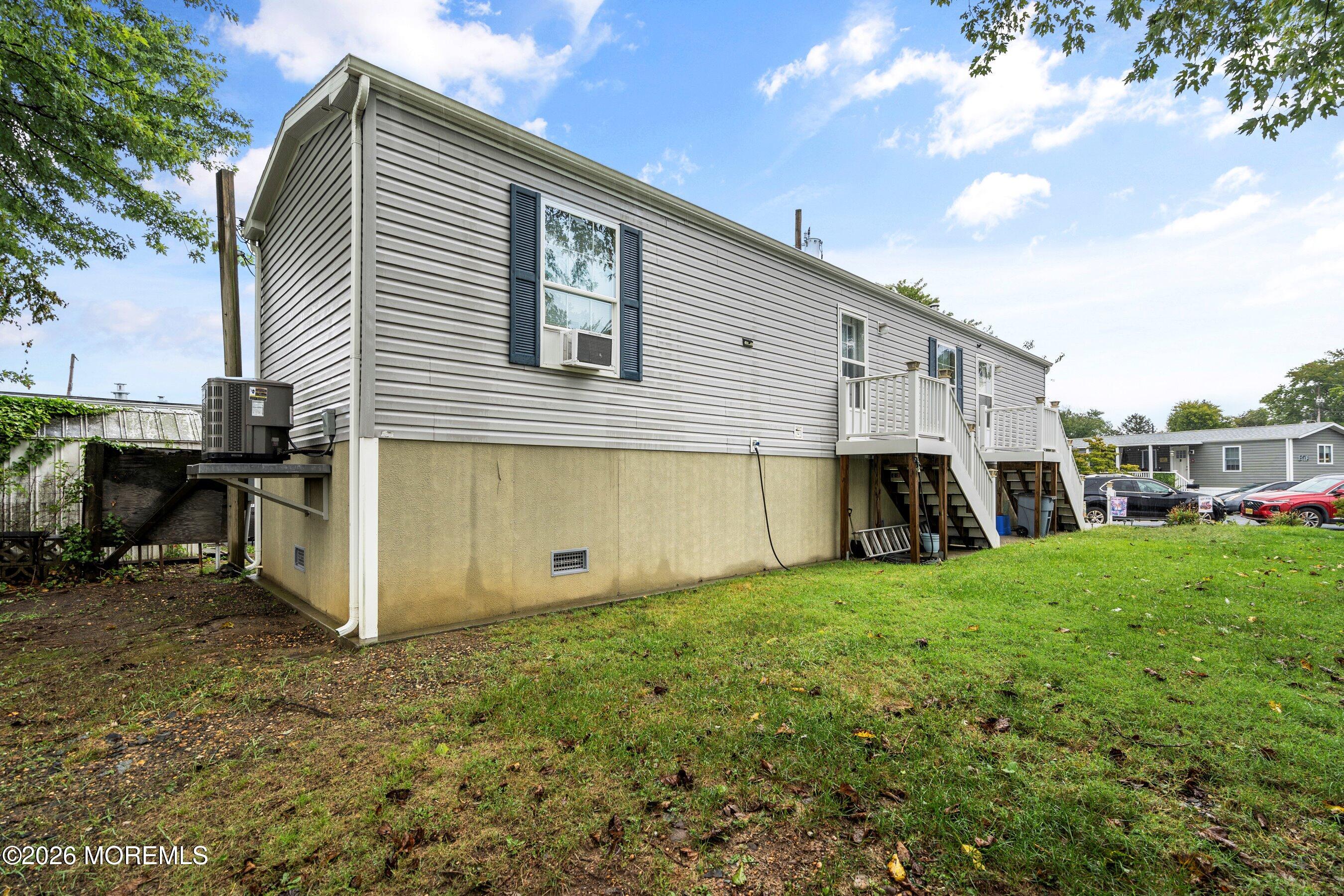 32 Bayshore Mobile Manor Hazlet NJ 07730