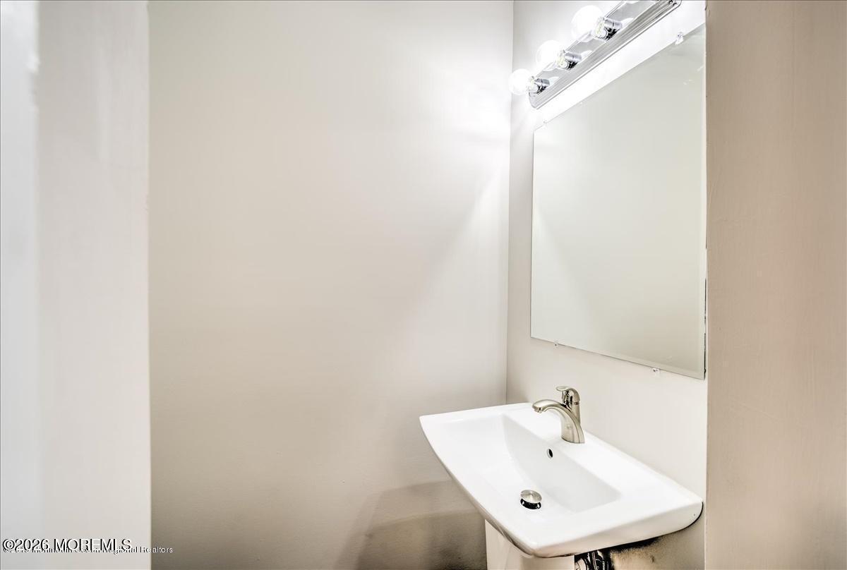699 Aldrich Road Howell NJ 07731