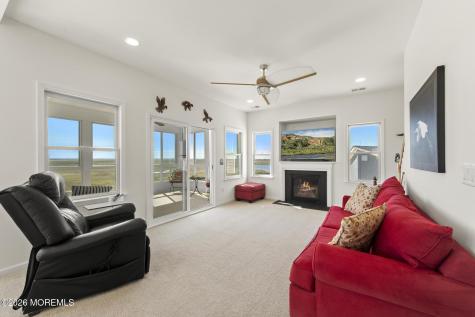 29 Toms Court Little Egg Harbor NJ 08087