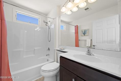 29 Toms Court Little Egg Harbor NJ 08087