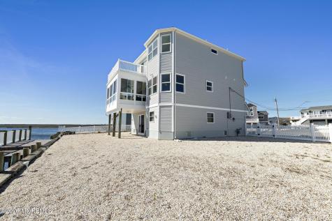 29 Toms Court Little Egg Harbor NJ 08087
