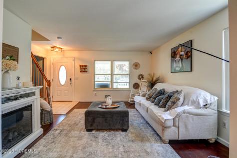 1276 Beauchamps Place Toms River NJ 08753