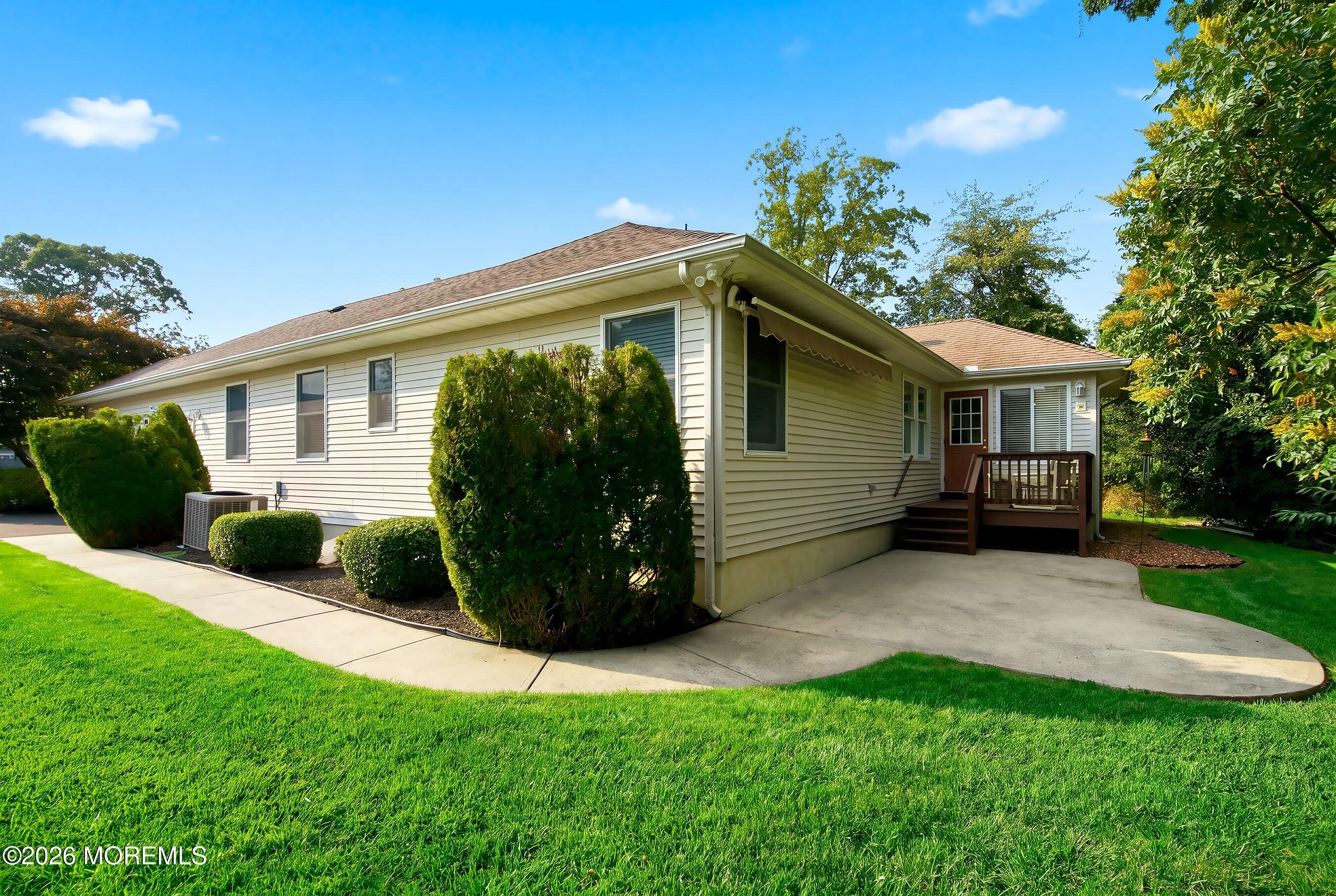 13 Laurel Lane Bayville NJ 08721