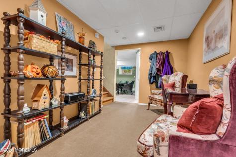 21 Ryan Road Marlboro NJ 07746