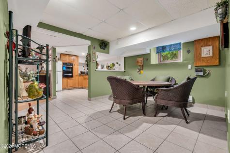 21 Ryan Road Marlboro NJ 07746