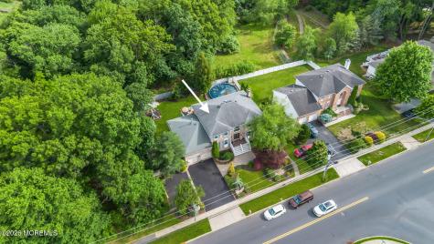 21 Ryan Road Marlboro NJ 07746